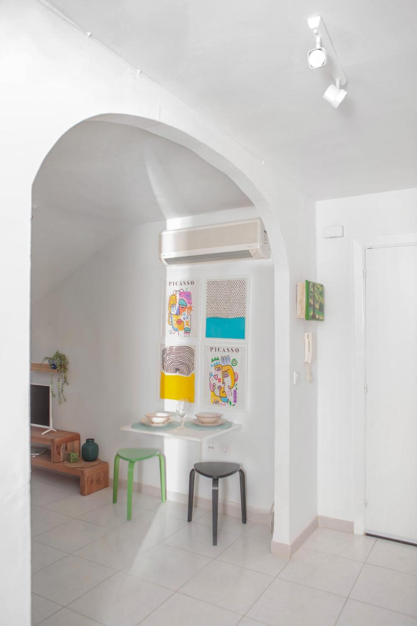 Picasso'S Dream Cozy & Chic Attic Plaza Merced Málaga Esterno foto