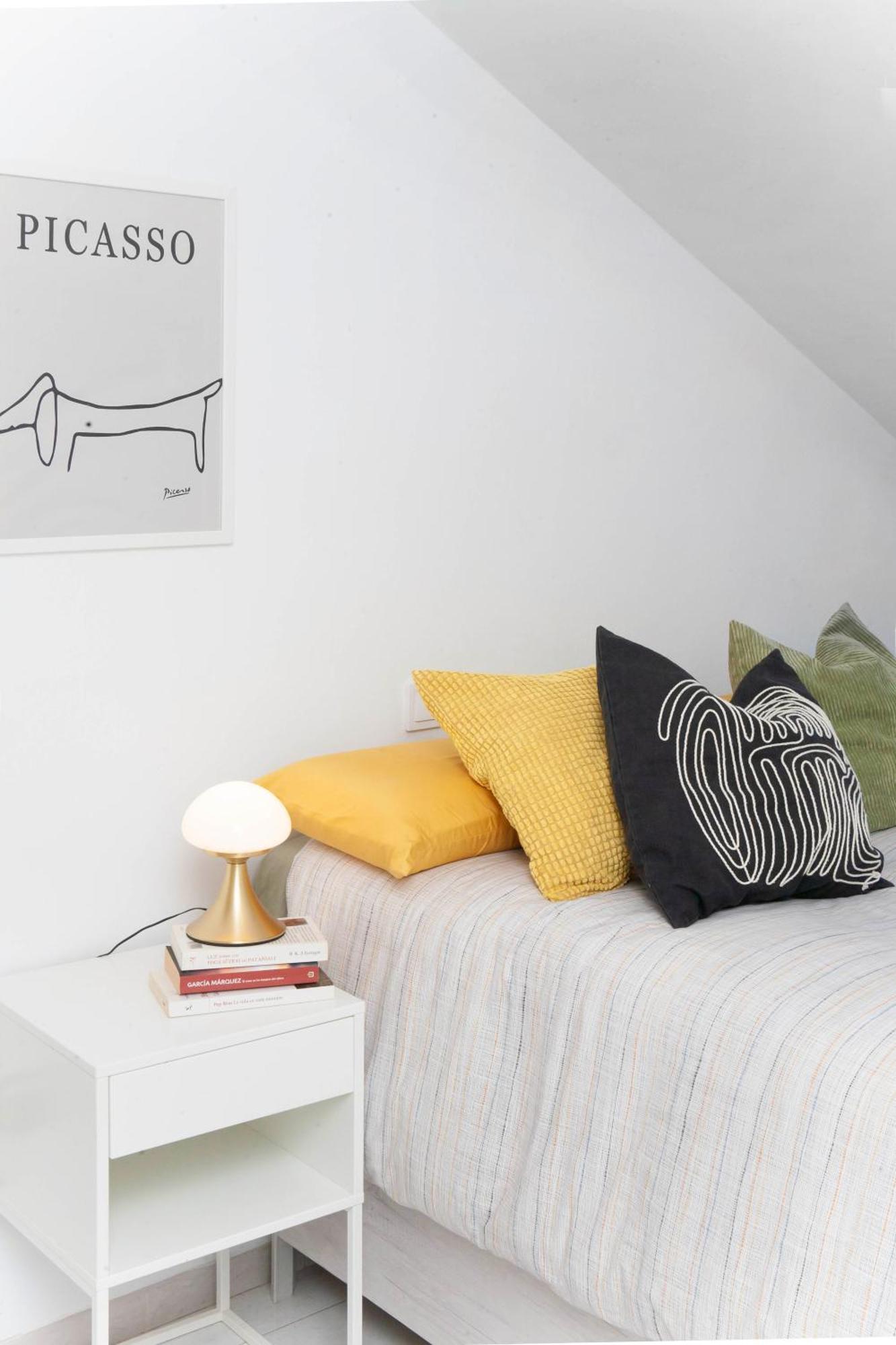 Picasso'S Dream Cozy & Chic Attic Plaza Merced Málaga Esterno foto